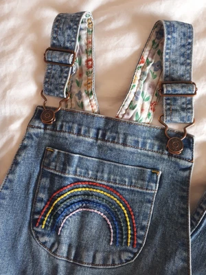 £6.99 • Buy Boden Girl's Denim Dungaree Rainbow 8-9