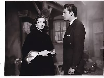 MARIA FELIX  LA PASION DESNUDA  Original 1953 B&W Movie Photo 4 P.D • $14.99