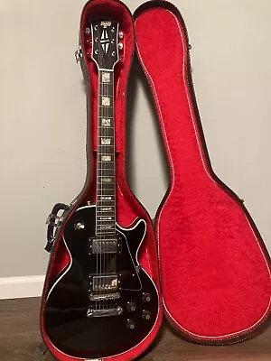 70s/80s VINTAGE HONDO II LES PAUL BLACK ELECTRIC GUITAR WITH CASE • $375