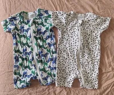 Marquise Baby Zip Romper. Size 000 0-3 Months. Short Sleeve . Excellent Cond. • $10