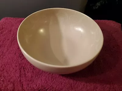 MIKASA 8 1/2  Vegetable Serving Bowl  CW405 • $20