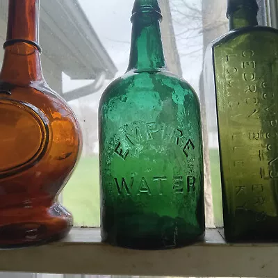 EMPIRE WATER LETTER E QUART SARATOGA MINERAL WATER BOTTLE 1870s DEEP TEAL GREEN • $128
