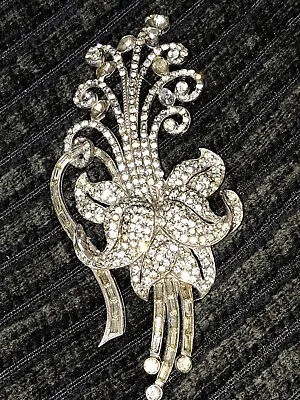 Vintage Elegant Staret Massive Brooch • $395