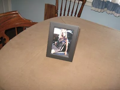 Sarah Michelle Gellar Framed Beautiful Signed 4 X 6 Photograph / No COA • $15