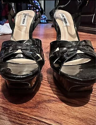 Comfy Steve Madden Black Womens Platform Sandals Wedges Shoes 8.5 • $8