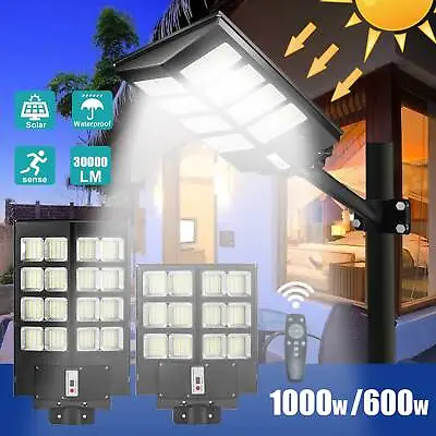 990000000000LM 1000W Commercial Solar Street Light Dusk To Dawn LED Road Lamp US • £50.99