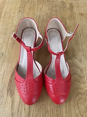 Ladies 50 60s Low Heel Mary Jane T Bar Court Shoe Size 5 • £5
