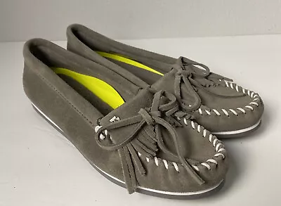 Minnetonka Moccasins Woman’s Kilty Slip On Gray Suede Shoes Size 7.5 • $34.99