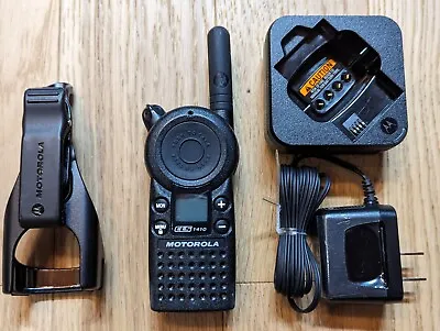 Motorola CLS1410 - 4-Channels UHF 2-Way Business Radio Walkie Talkie • $99