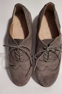 Merona Womens Size 8 Oxfords Shoes Gray Faux Suede Lace Up Flats • $9.99