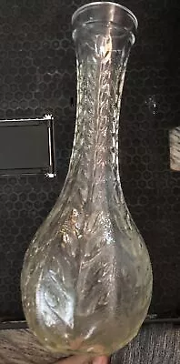 Vintage 1976 FTD Leaf Vine Clear Glass Vase 9 Inch Tall • $8