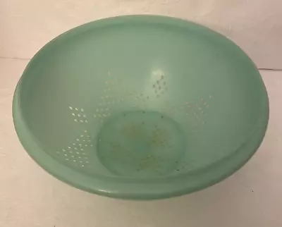 Vintage Tupperware Dull Jade Green Colander Footed Strainer Bowl 339 • $7.99