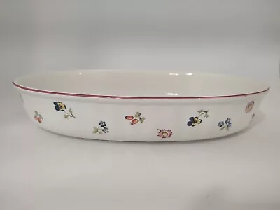 Villeroy & Boch Petite Fleur 13 1/4  Oval Baker Baking Dish EUC White Floral • $49.99