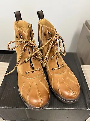 UGG Women's Hapsburg Duck Chestnut Leather Boots Waterproof 1120785 9.5 • $85
