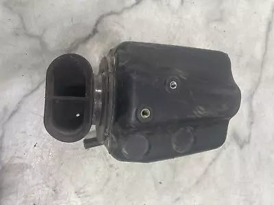 90 Suzuki VX 800 VX800 Air Filter Box Airbox • $10