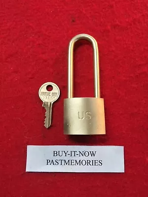  AMERICAN US   MILITARY OR GOV BRASS  PADLOCK W/ KEY ANTIQUE LOCK VINTAGE LOCKS • $19.99