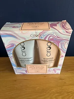 Ciroa Body Scrub Duo Gift Set Coconut & Macadamia Oil & Pink Rose & Oat Milk • £6.50