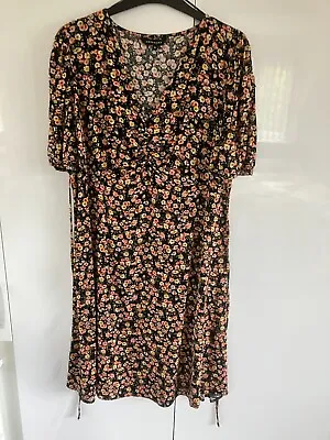 £8 • Buy Floral Summer Dress Size 14 Peacocks New Without Tags