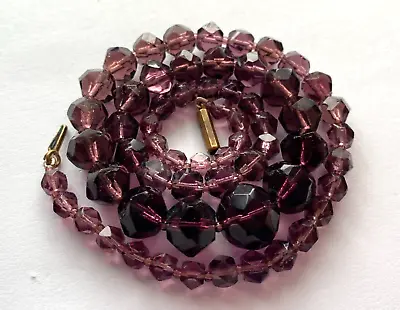 Vintage Jewellery Purple English Cut Graduated Glass Bead Restrung Necklace • £18