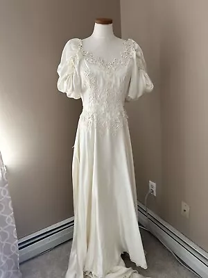 Vintage'80s Ivory Satin Beaded   Wedding DRESS/PUFFY SLEEVES + Veil Sz 16 • $99.99
