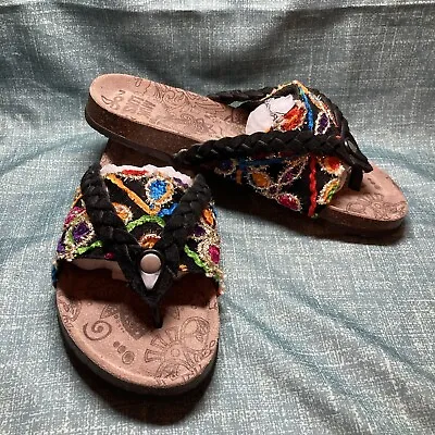 MukLuks Women Size 9 Sandals Braided Boho Flipflops Thongs Multi-colored Trim Ex • $17.97