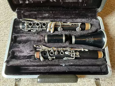 Selmer Signet 100 Wood Clarinet With Case • $10.50