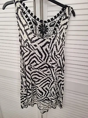 Women's New Look Long Beautiful Vest Top New Size 14 • £4.99