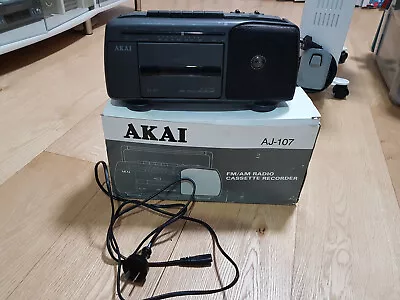 Vintage Akai AJ-107 FM/AM Radio Cassette Recorder • $38