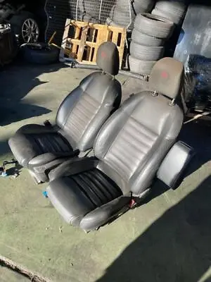 Alfa Romeo Giulietta QV FRONT SEATS LEATHER BLACK ELECTRIC FULL • $750