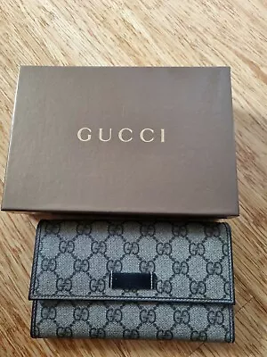 $299 • Buy Preowned Authentic GUCCI BROWN Wallet 