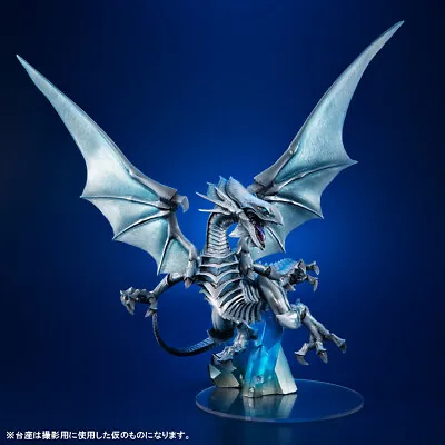 Yugioh Blue Eyes White Dragon Duel Monsters Holographic Edition Megahouse Figure • $279.99