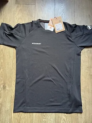 Mammut T Shirt Size Small Mens Brand New • £39.99