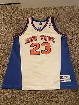 Men's Vintage Champion New York Knicks Marcus Camby Home White Jersey Sz 44 (L) • $160