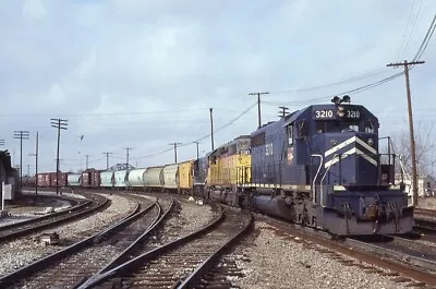 Original Kodachrome Railroad Slides – Missouri Pacific (MP) 3210+ In Action • $2.50