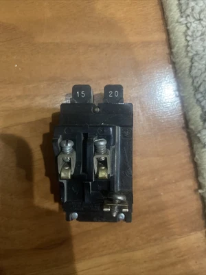 $20 • Buy Pushmatic Duplex Circuit Breaker P1520 Twin ITE Tandem 15 Amp  And 20 Amp