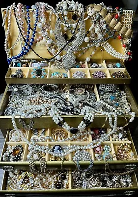 Estate 1 LB WEARABLE Vintage To Modern Costume Jewelry Bulk Lot Grab Bag Resell • $38.95