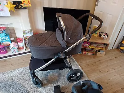 Mamas & Papas Ocarro Grey Travel System Buggy • £450