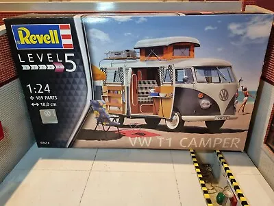 VW T1 Camper Poptop Revell Plastic White Black KIT 1:24 25 Scale Detailed Model • $140.50