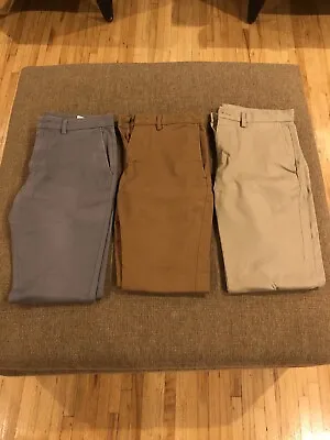 3 PAIR LOT - Men’s Old Navy Chino Pants 31x32 - Multiple Colors • $20