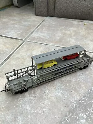 TRIANG 00 GAUGE MODEL RAILWAY Car Transporter With 4 Cara • £0.99