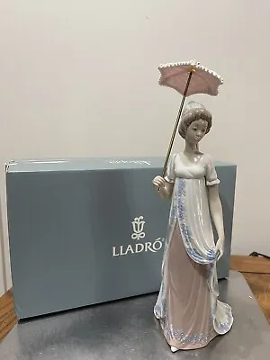 Lladro Figurine #5322 “VIENNESE LADY WOMAN WITH PARASOL” W/ Box 10 1/2” Tall • $149.99