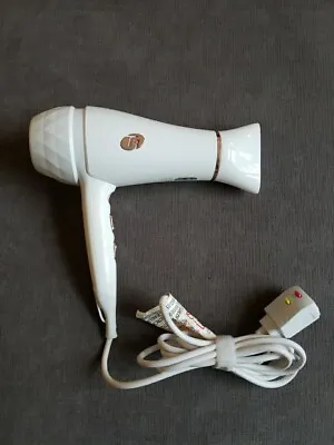 T3 Micro Featherweight 2 Luxe 2i Ionic Hair Blow Dryer White 73871- Excellent!  • $59.99
