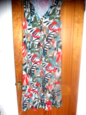 £7.50 • Buy Julipa Sleeveless V Neck Button Front Midi Dress Size 20 Multi Elastic Waist