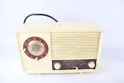Vintage Ecko Bakelite Valve Radio - Untested • £0.99