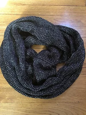 Orange Theory Infinity Scarf NWT Black And Gray • $15