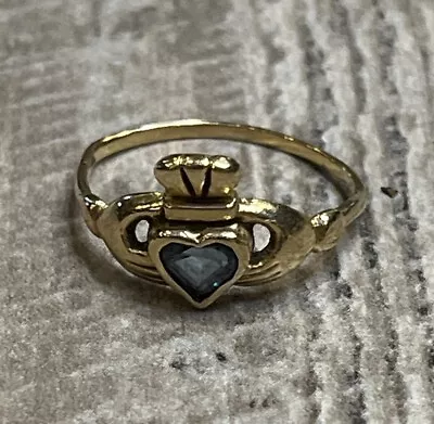 14K GOLD - Vintage Blue Topaz Traditional Claddagh Band Ring Sz 6 2.0g • $199.99