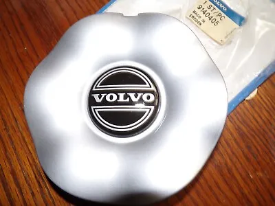 NOS Genuine OE Volvo#91404053546354 '93-2000 850C70S70V79 15 Alloy Wheel Cap • $29.95