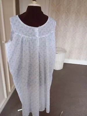 Cottonique Pretty Nightdress 22/24 • £3