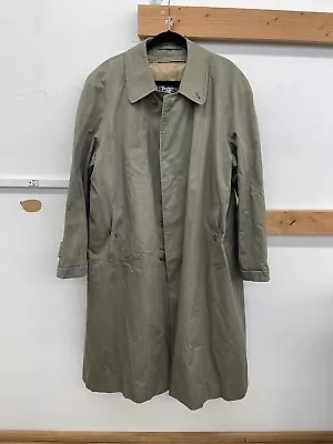 Burberry Vintage Men’s Long Sleeve Coat Size 42R Large • $26.99