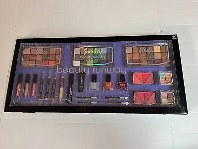 Beauty Runway Cosmetics Gift Set 90 Piece Set New In Box • $15